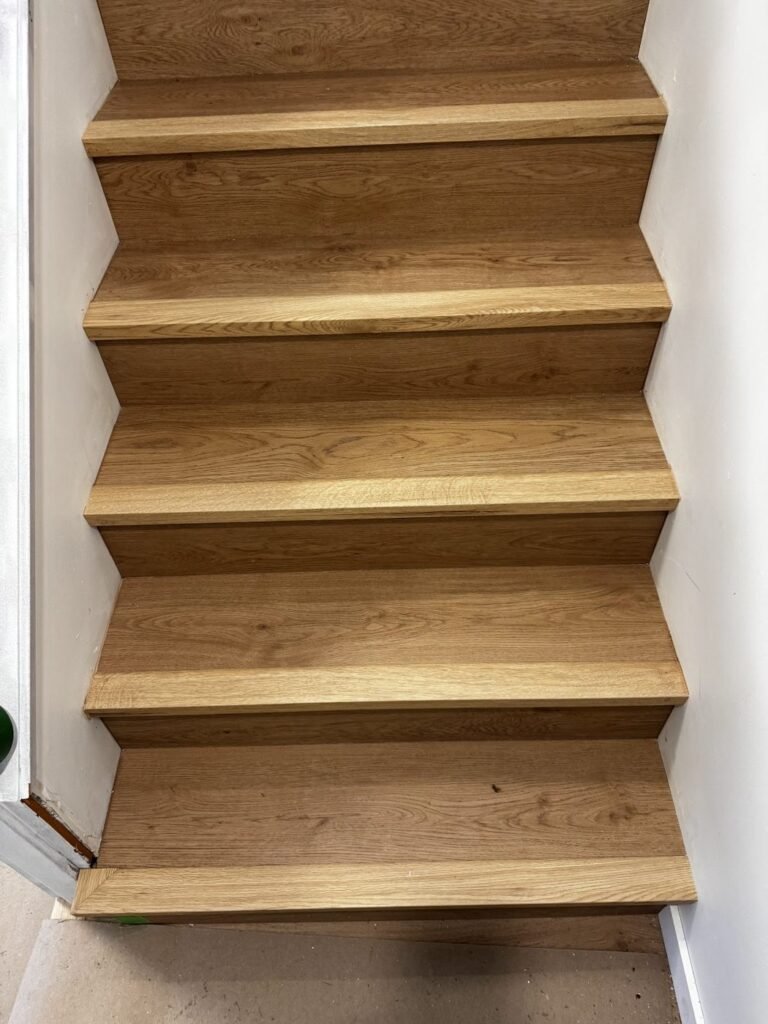 Staircase finished with new wood treads - Pi Floor & Blinds Victoria BC