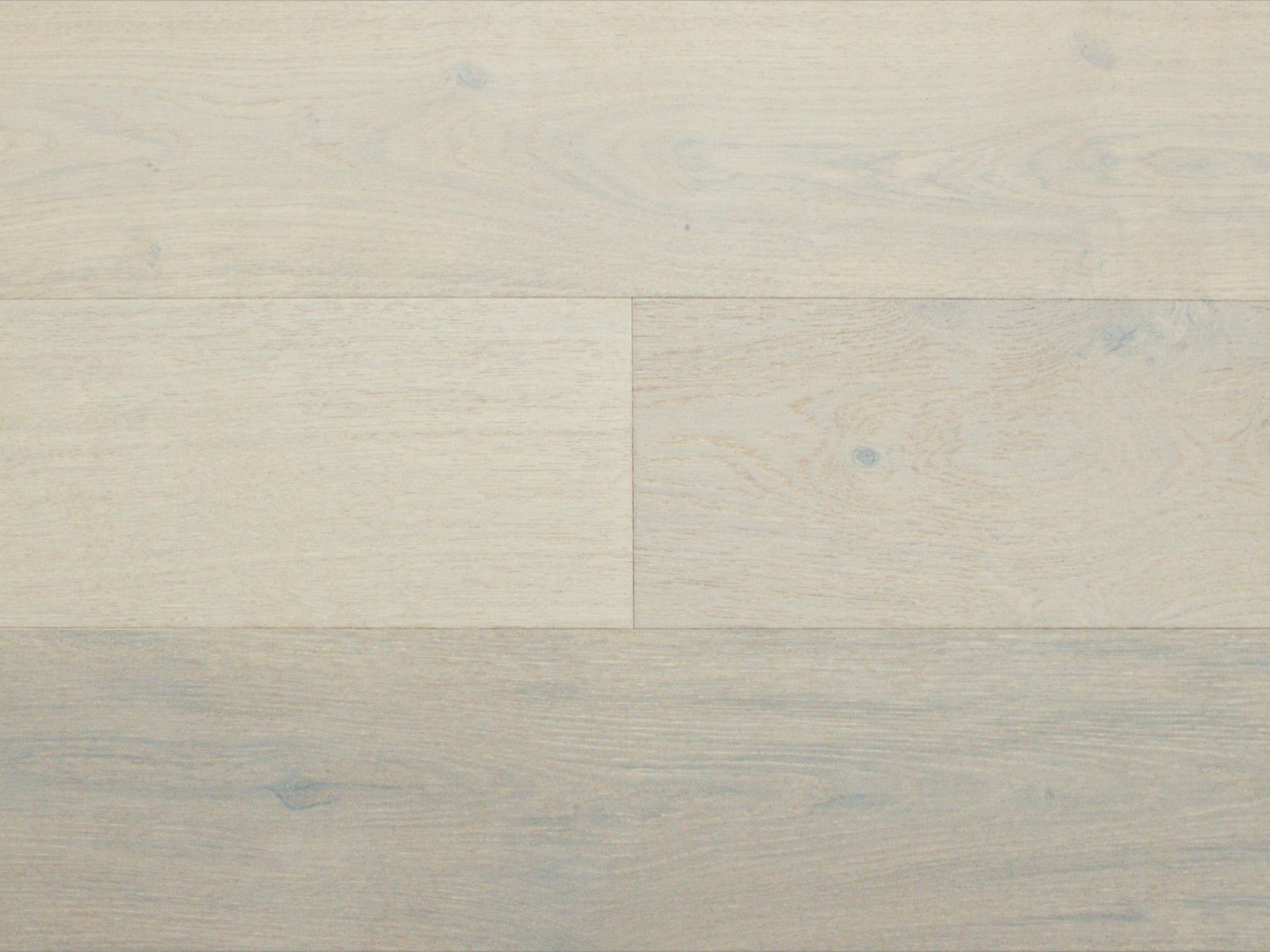 Avisse flooring