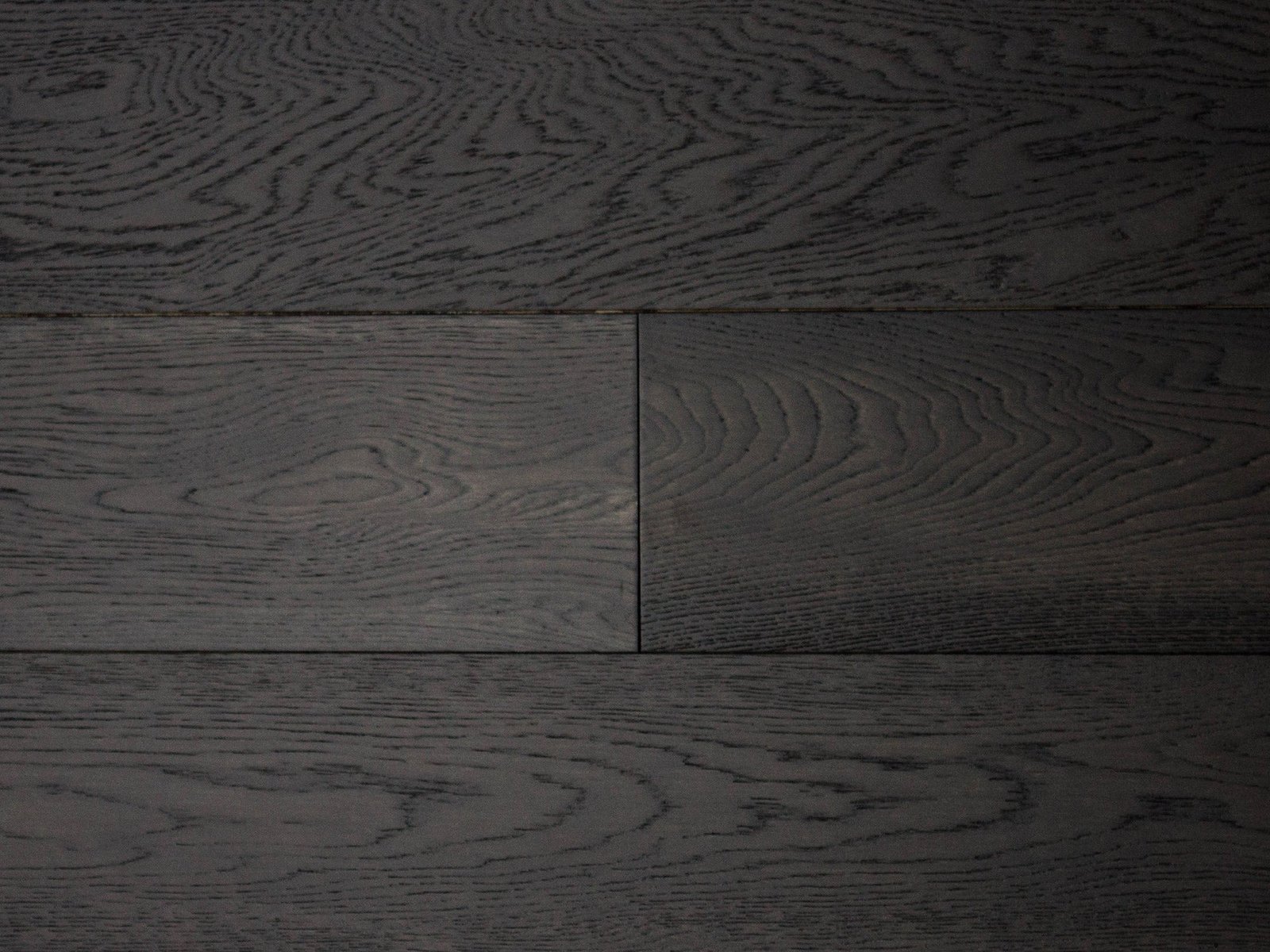 Mode Noir flooring